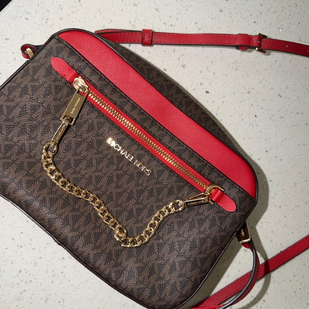 BRAND NEW NEVER USED Michael Kors Red and Brown Crossbody Bag